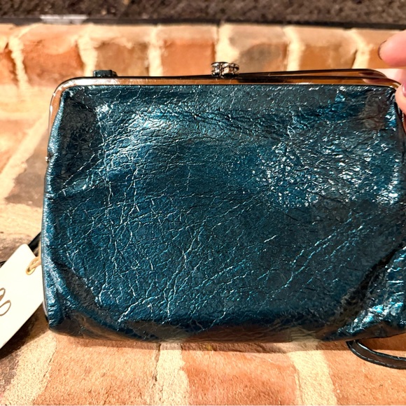 NWT HOBO Brand Crossbody Clutch - Picture 2 of 8